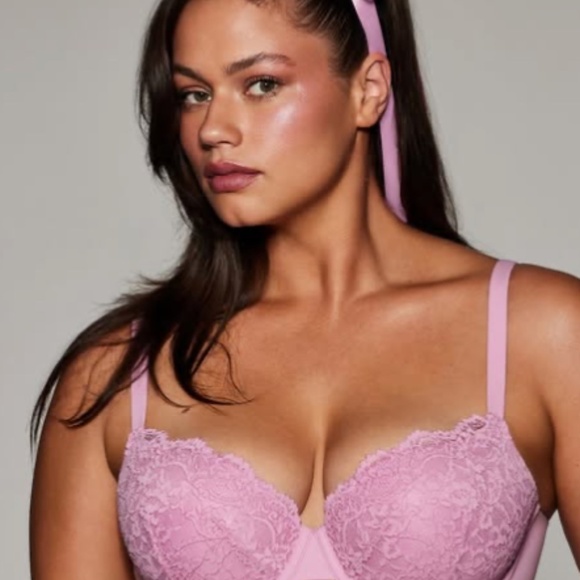SKIMS Fits Everybody Lace T-Shirt Bra – Cherry Blossom – Size 36C – NWT! - Picture 1 of 7